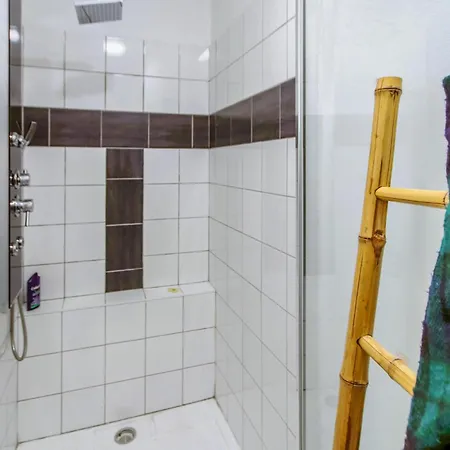 1 Bedroom Pet Friendly In Holiday home *