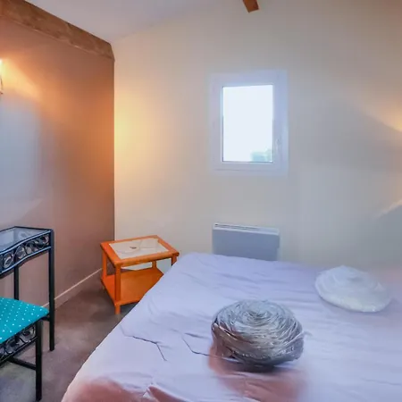 1 Bedroom Pet Friendly In *